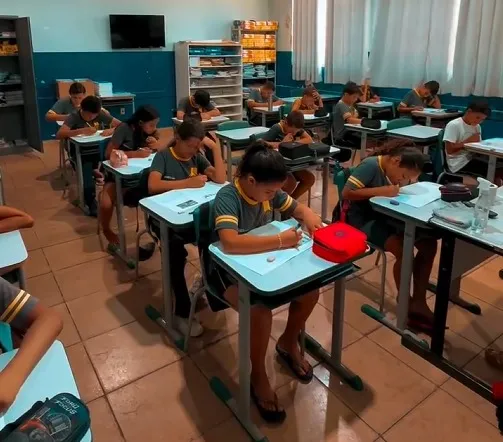 2ª Edição da Prova Paraná 2025: Rede Municipal de Ensino de Primeiro de Maio Avalia Nível de Aprendizagem